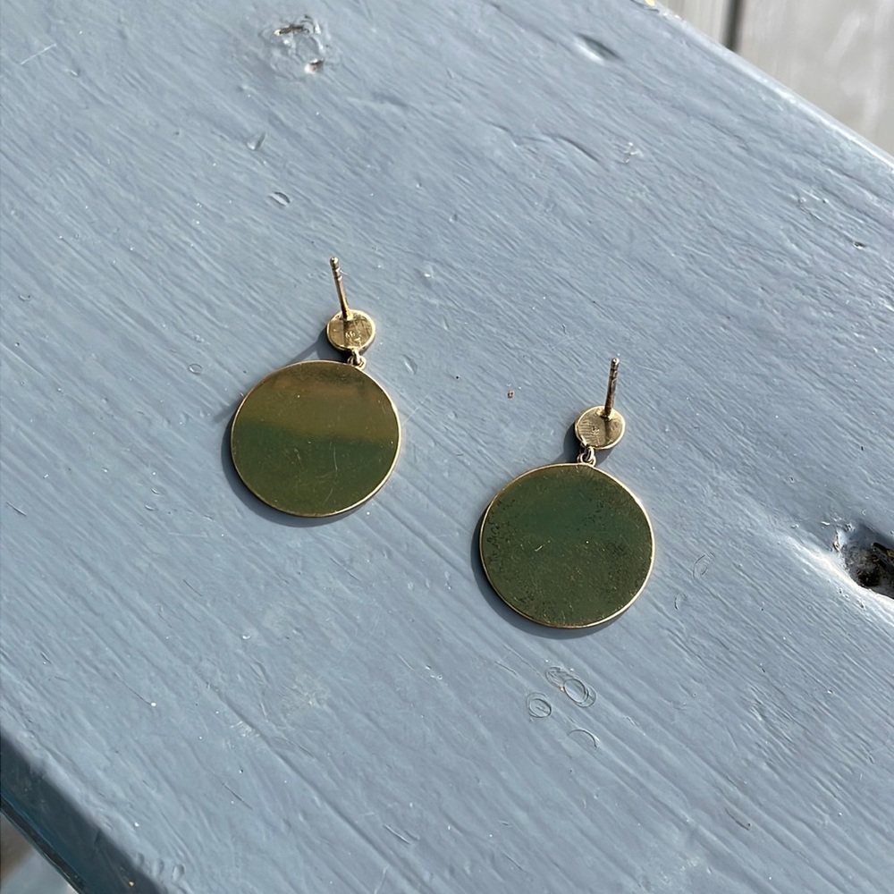 Mejuri statement earring